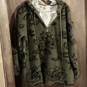 Lightweight pullover gray and black hoodie.